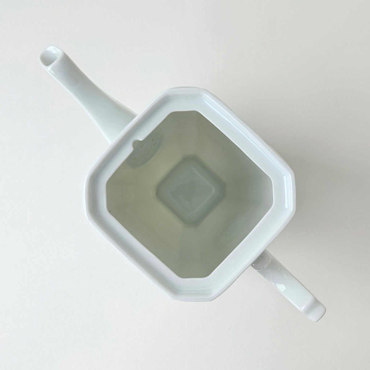 Octagonal Teapot – Manufacture Raynaud – Limoges, 2nd Half of the 20th Century