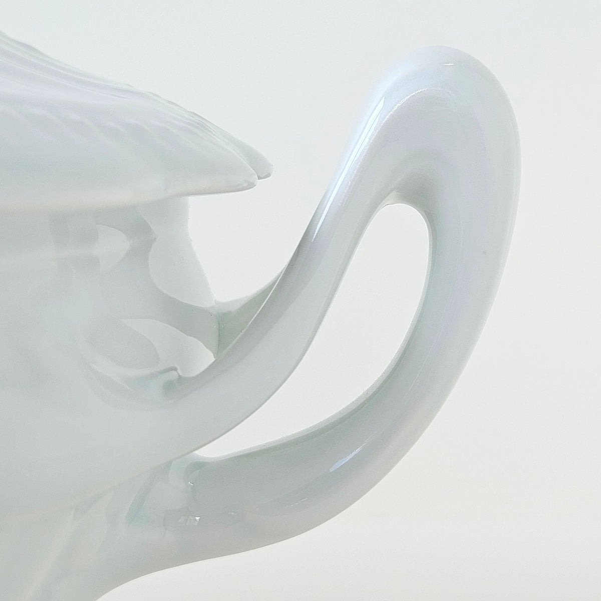 Round Tureen – Manufacture Chastagner – Limoges, 2nd Half of the 20th Century