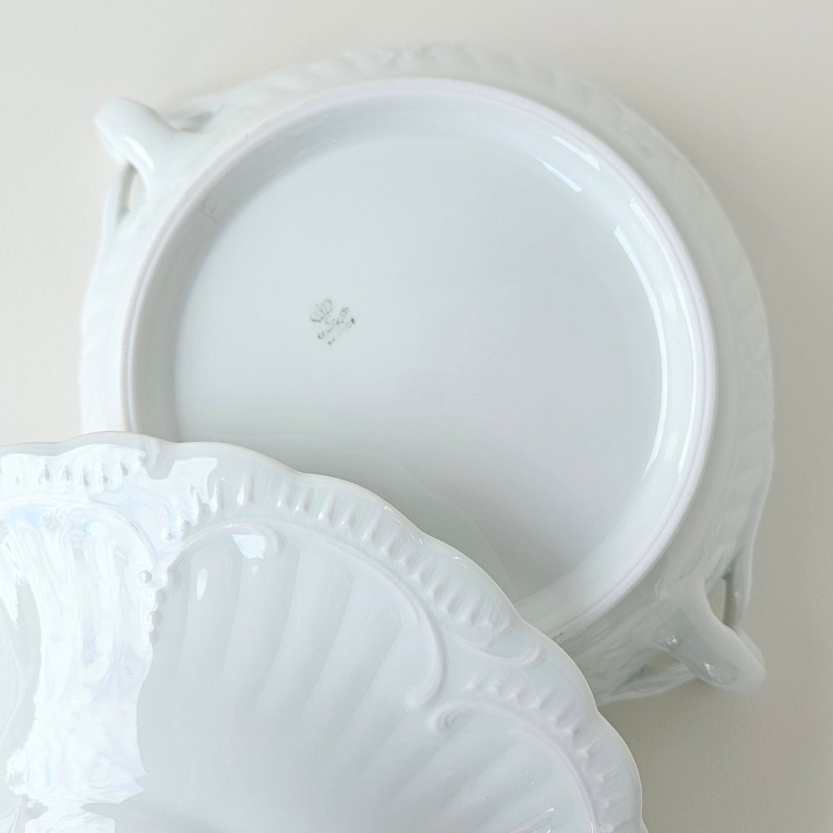 Round Tureen – Manufacture Chastagner – Limoges, 2nd Half of the 20th Century