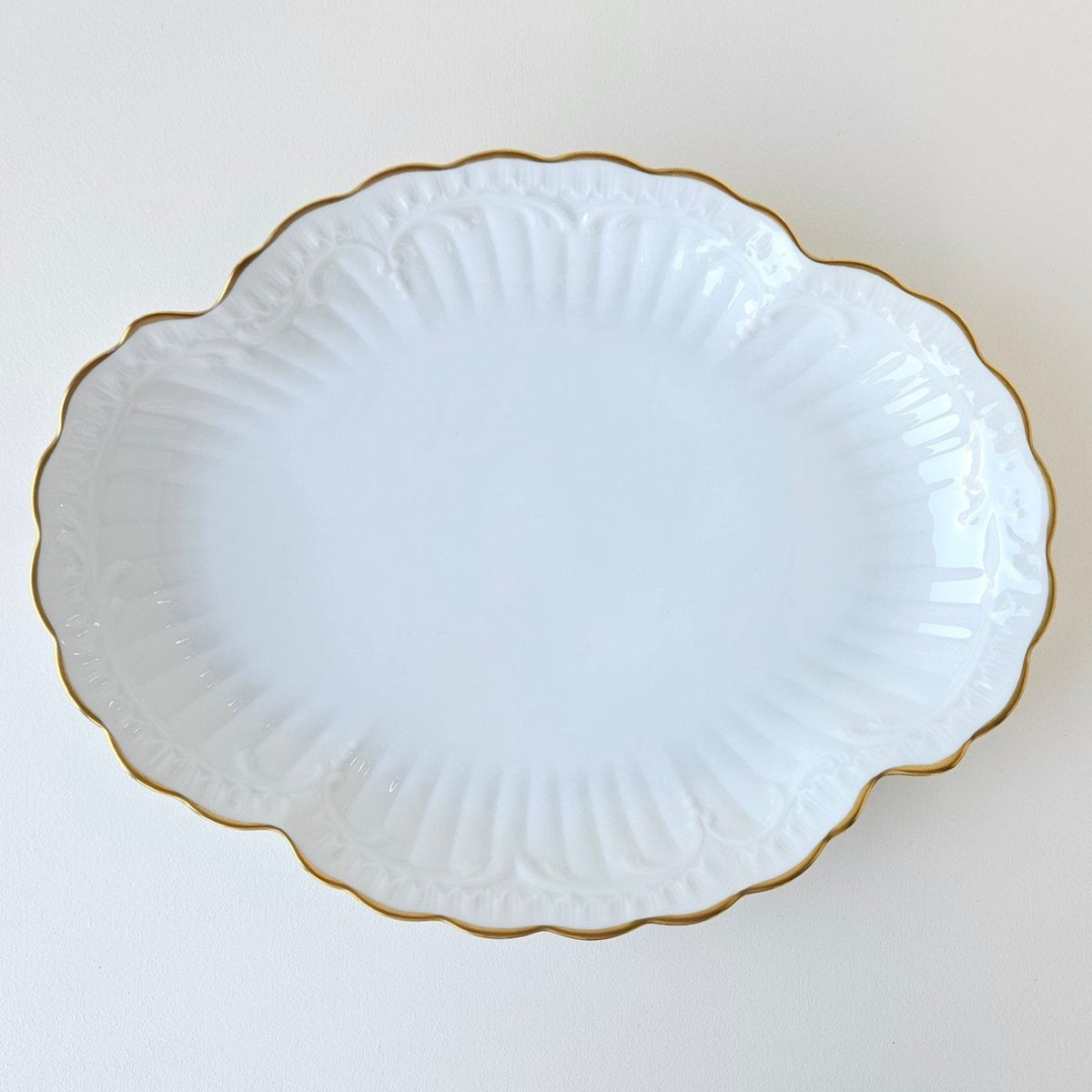 Oval Serving Platter – Gold Trim – Manufacture Chastagner – Limoges, 2nd Half of the 20th Century