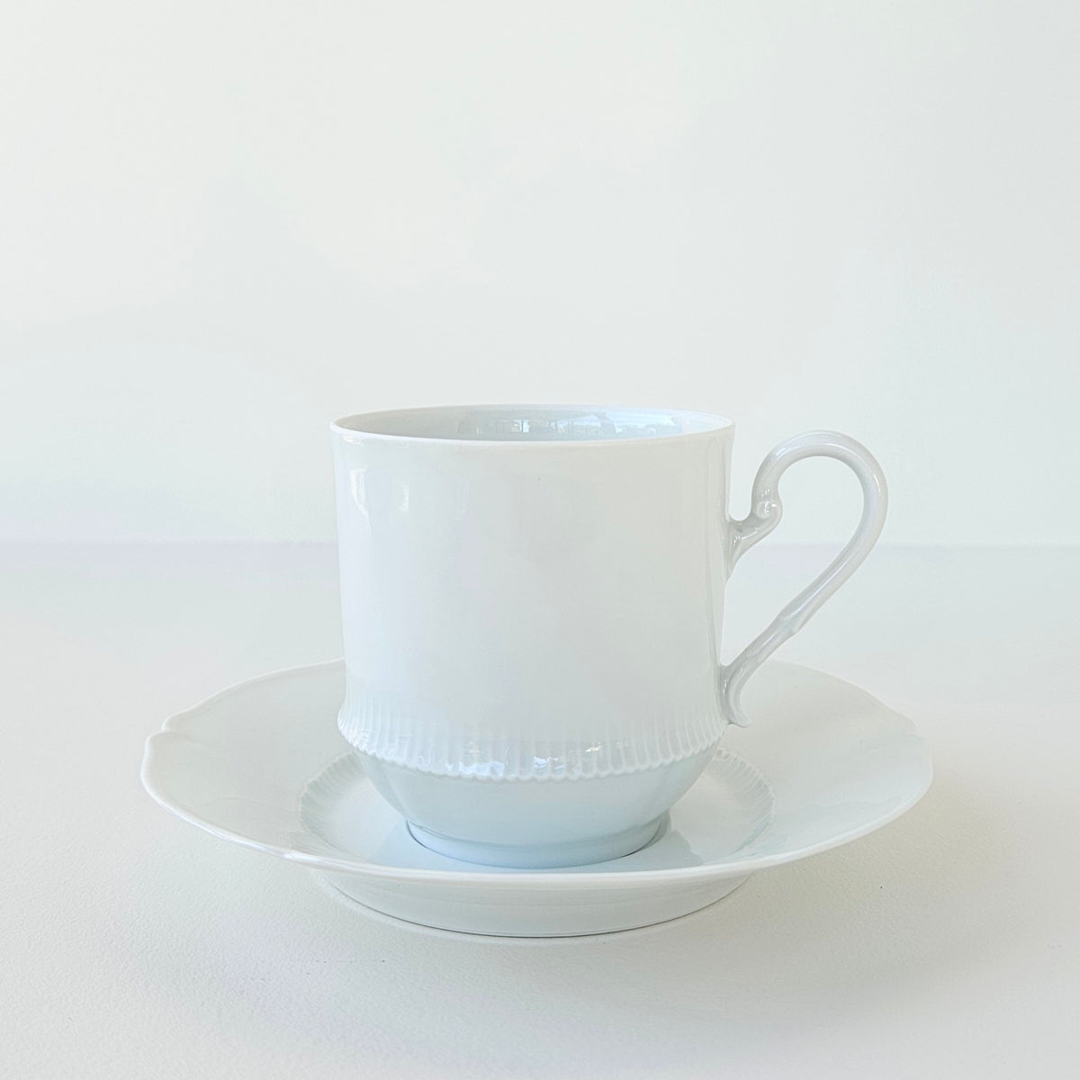 Lot de six tasses et cinq soucoupes – Manufacture Haviland – Limoges, v. 1930–1950