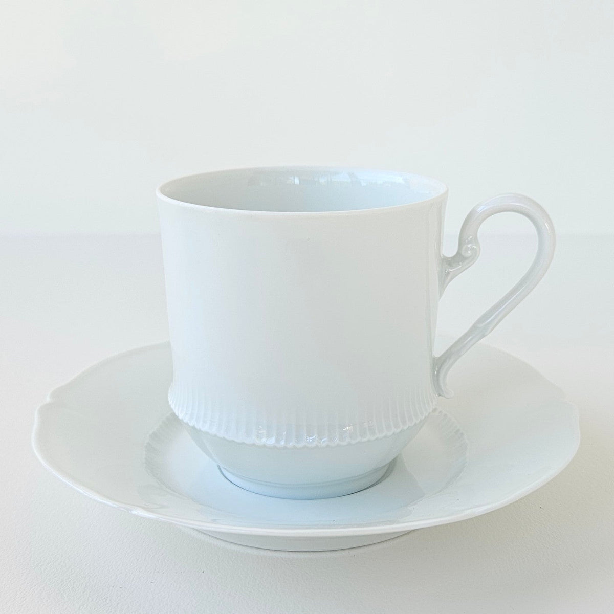 Lot de six tasses et cinq soucoupes – Manufacture Haviland – Limoges, v. 1930–1950