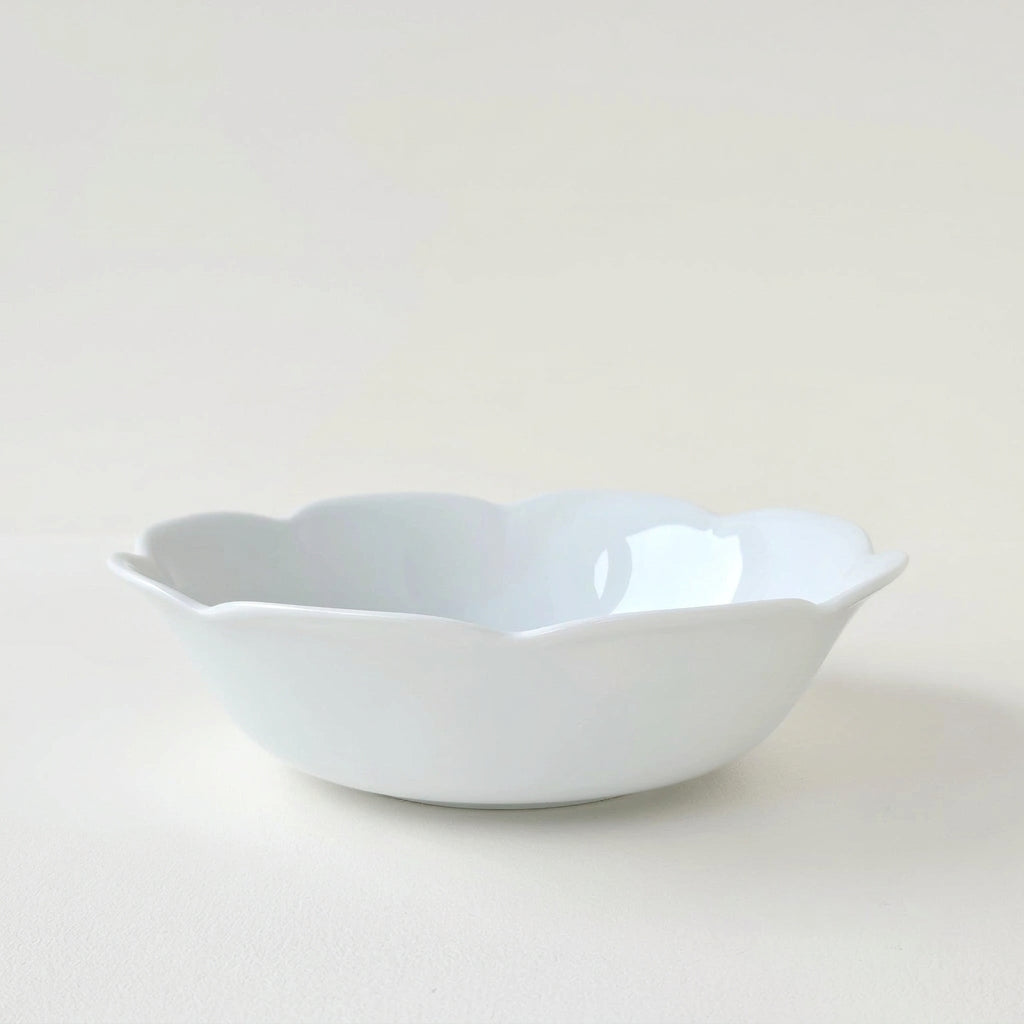 Suite de six bols à salade – Nymphéa – Manufacture Royal Limoges – Limoges, début du XXIe s.