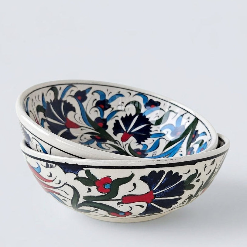 Paire de bols peints à la main – Céramique d’Iznik – Turquie, v. 2020