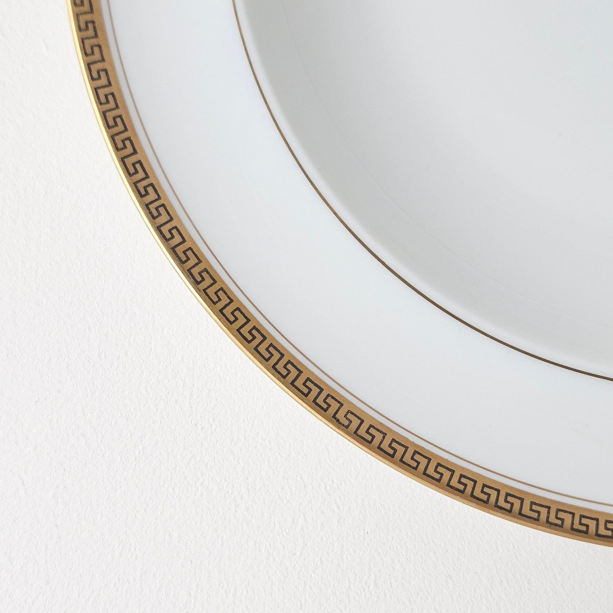 Lot de deux assiettes creuses – Manufacture A. Lanternier – Limoges, v. 1955–1965