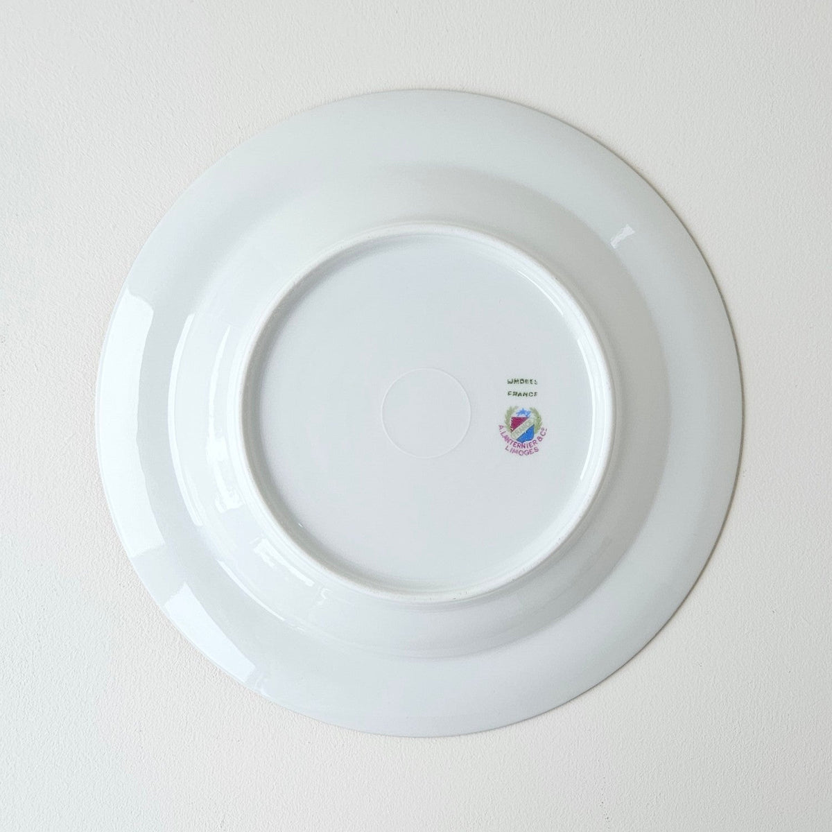 Lot de deux assiettes creuses – Manufacture A. Lanternier – Limoges, v. 1955–1965