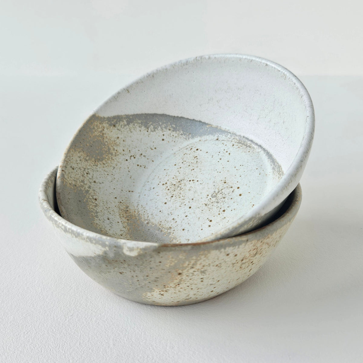 Set of Two Glazed Stoneware Small Serving Dishes – Anne-Cécile Prunier – Ambrugeat (Corrèze), 2026