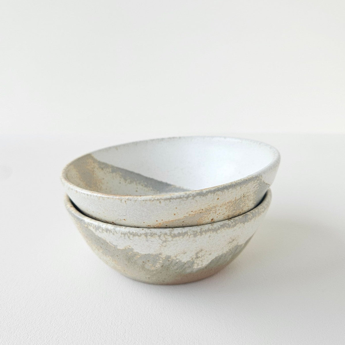 Set of Two Glazed Stoneware Small Serving Dishes – Anne-Cécile Prunier – Ambrugeat (Corrèze), 2026