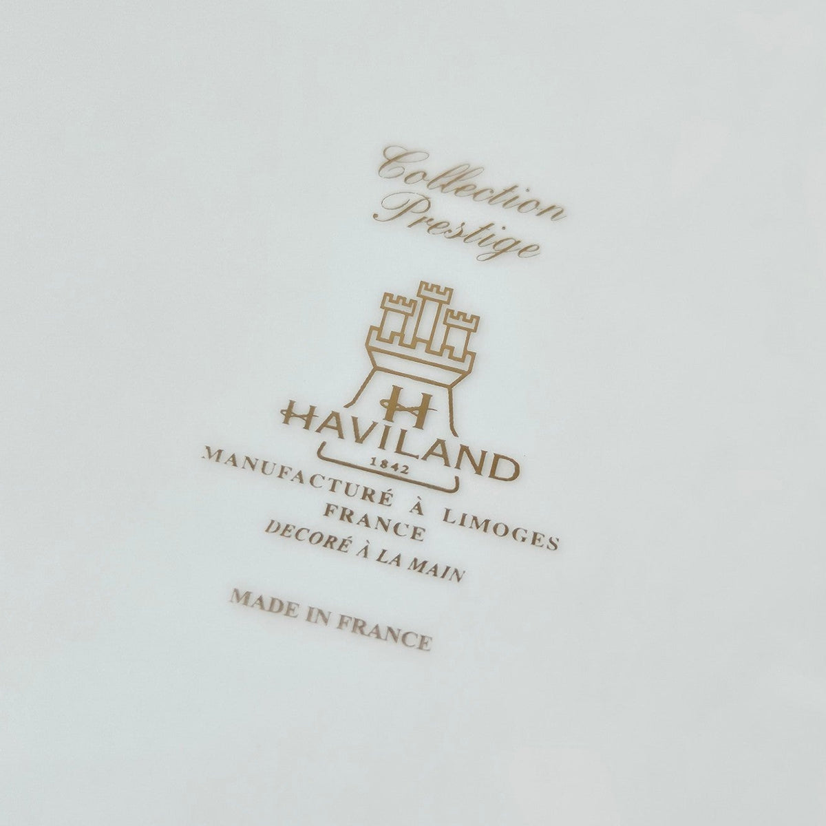Plat de service / Assiette de présentation – Collection Prestige – Manufacture Haviland – Limoges, XXIe s.