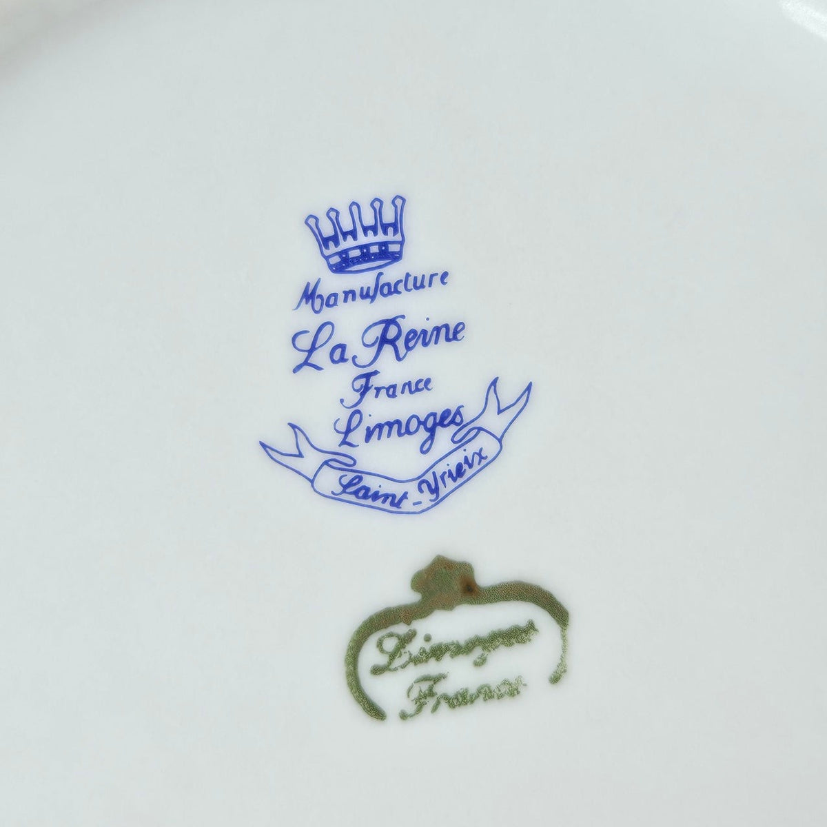 Suite de dix assiettes creuses – Manufacture La Seynie / La Reine – Saint-Yrieix-la-Perche, fin du XXᵉ s.