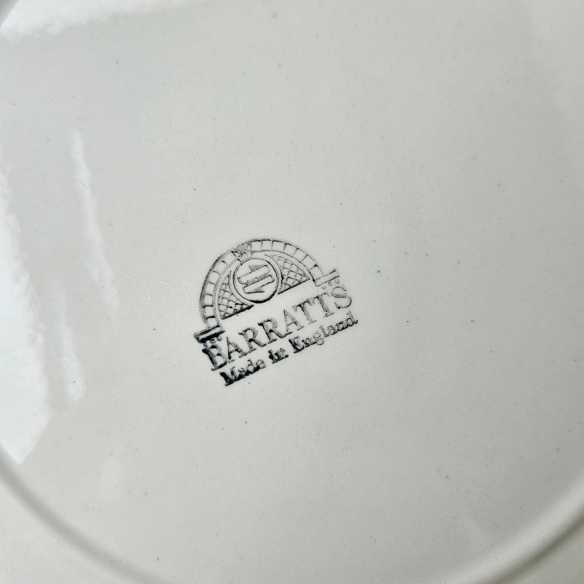 Earthenware Plate – Barratts of Staffordshire Ltd. – Burslem, Stoke-on-Trent, c. 1950–1960