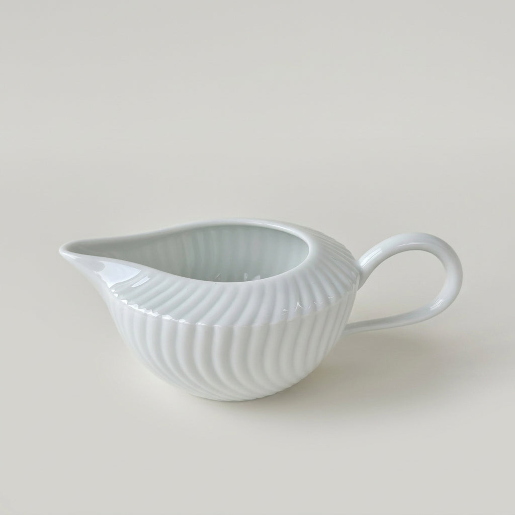 Crémier plat – Manufacture Raynaud – Limoges, XXIe s.