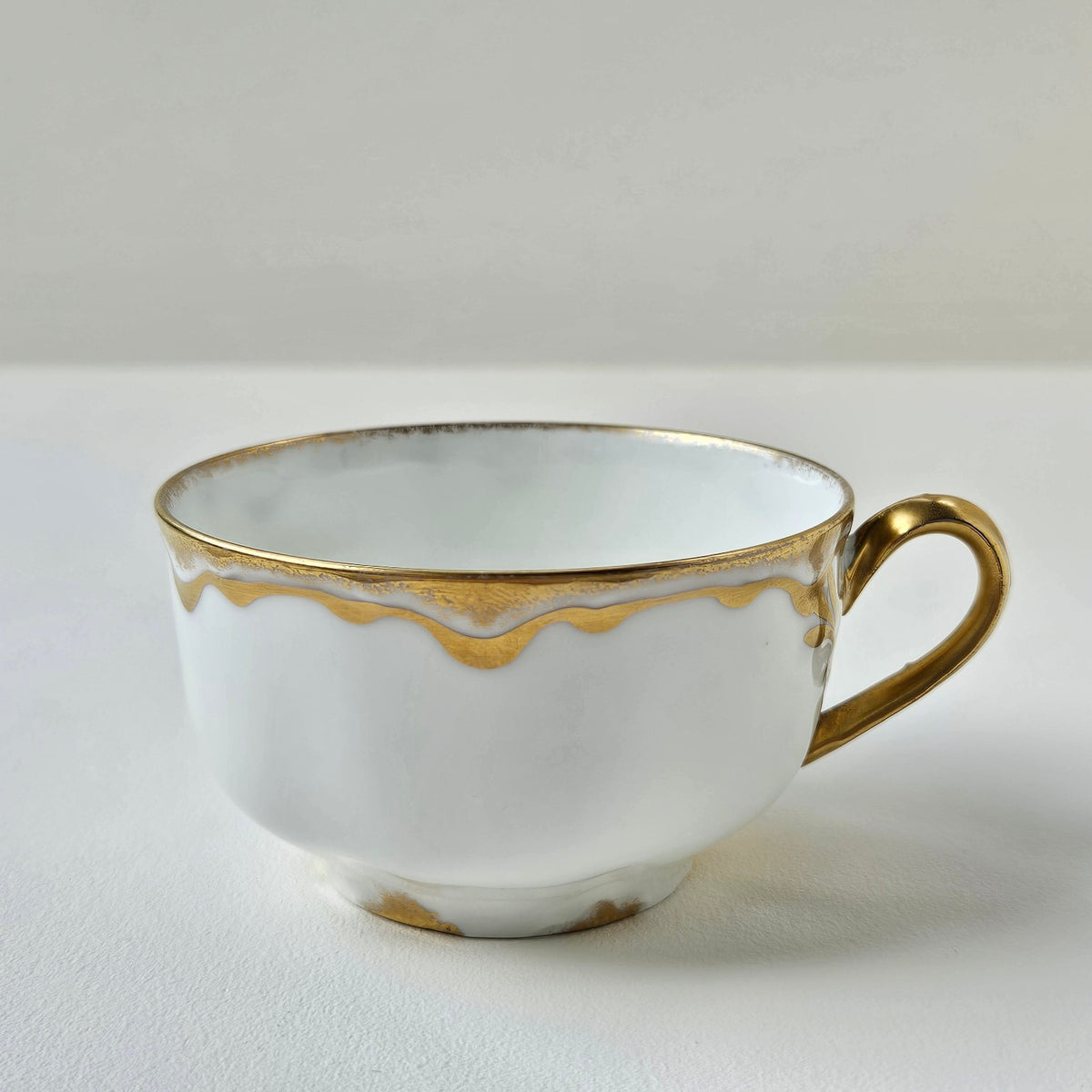 Tasse à thé 'Bailey Banks & Biddle' – Manufacture Haviland – Limoges, v. 1900