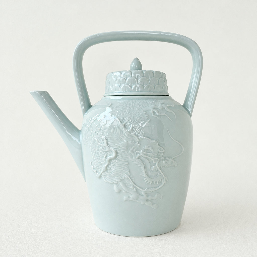 Celadon Porcelain Teapot – Manufacture Haviland – Early 21st Century