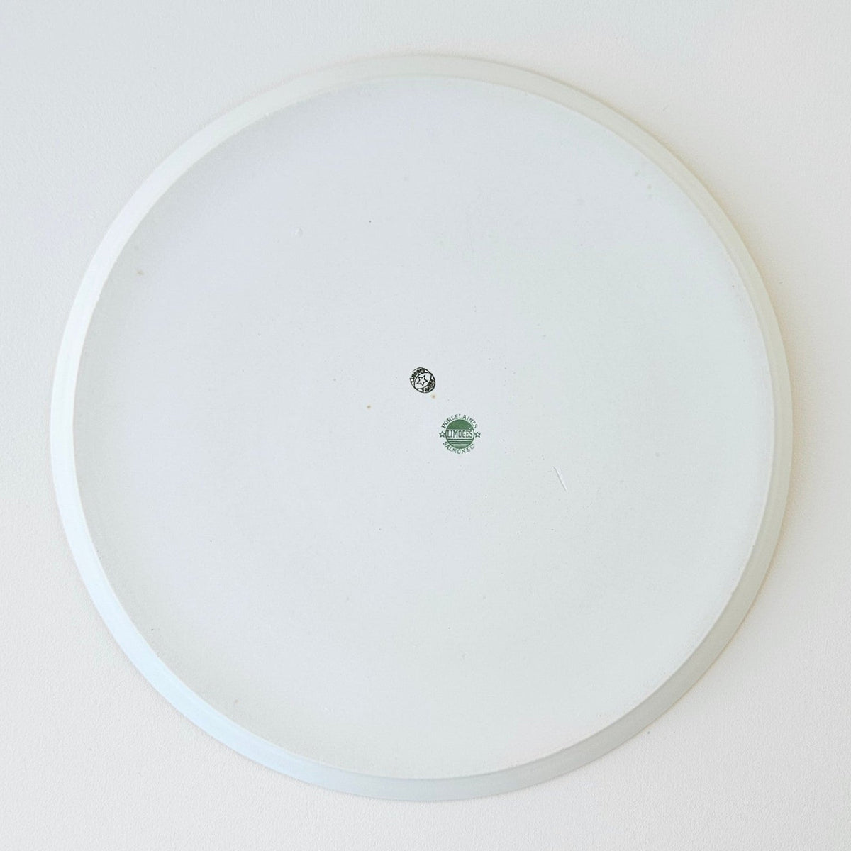 Plat de service – Décor : Salmon & Co – Manufacture Legrand F. – Limoges, v. 1925-1930