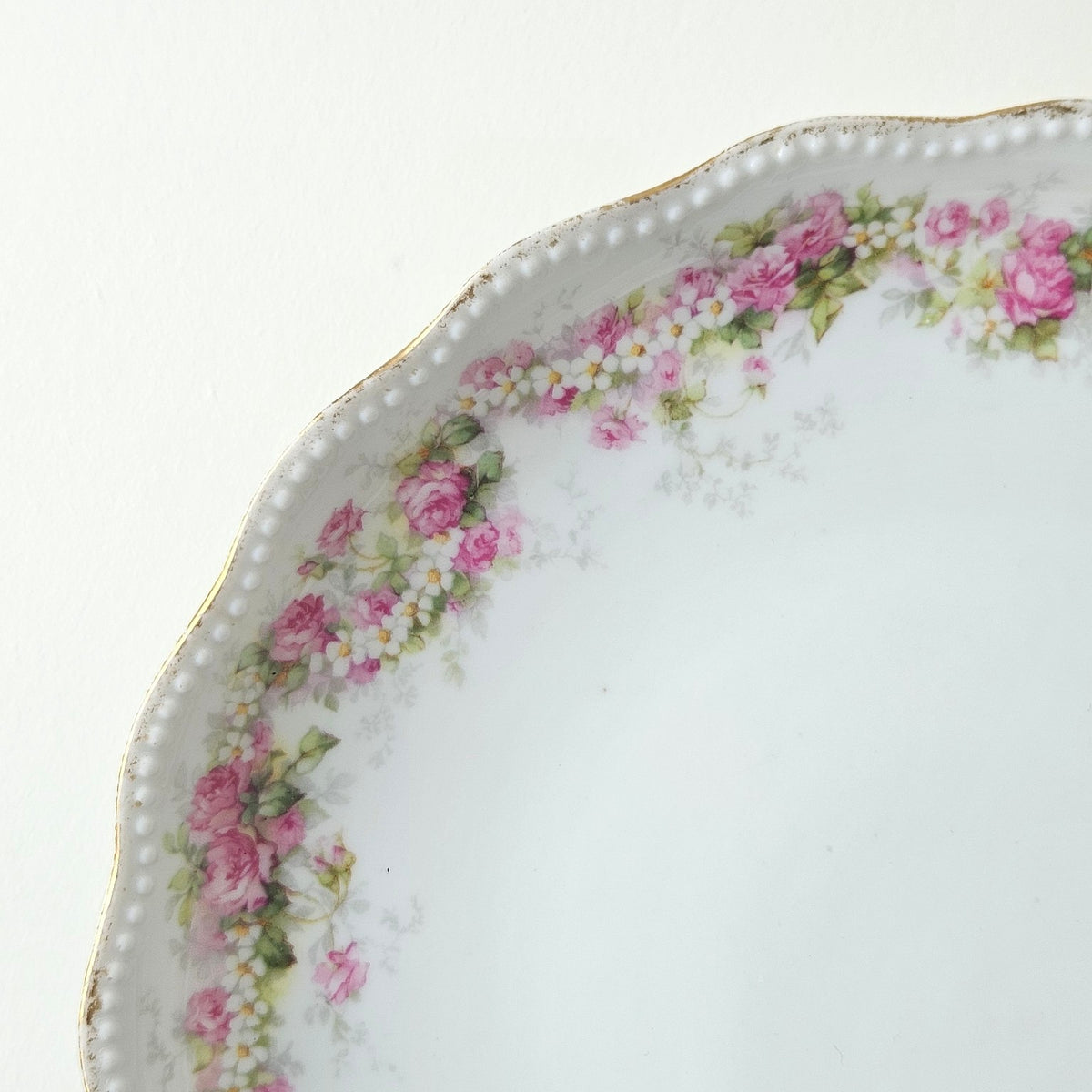 Compotier haut / Présentoir à petits gâteaux – Belle Époque – Manufacture A. Lanternier – Limoges, v. 1895–1905