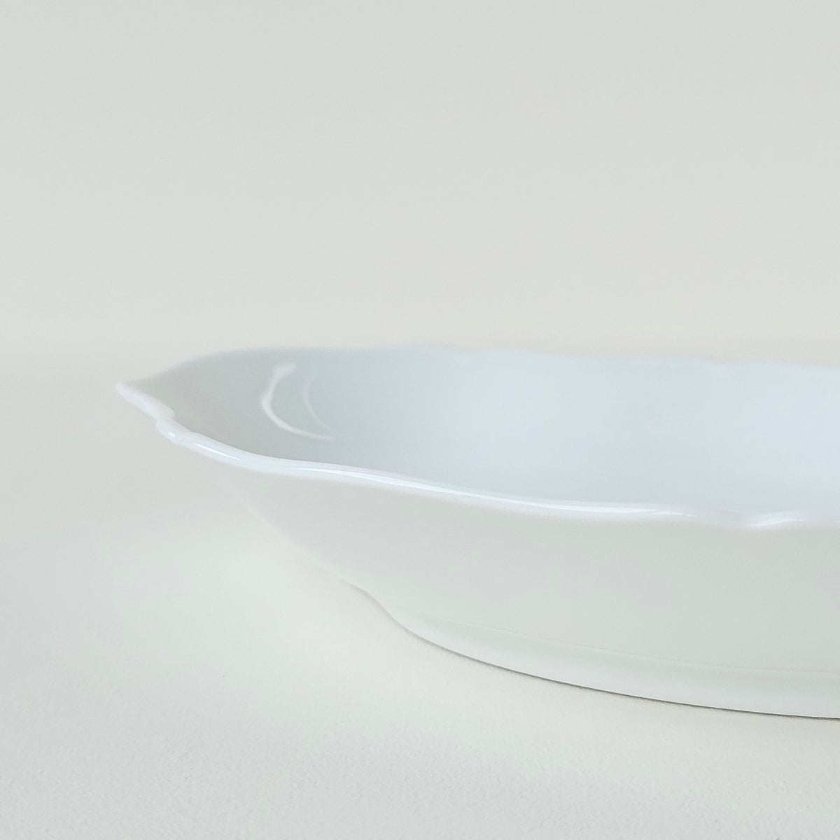 Ravier oblong – Manufacture Chastagner – Limoges, 2e moitié du XXᵉ s.