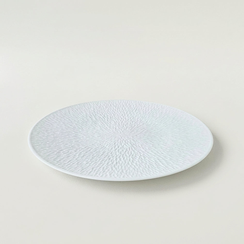 Suite de six assiettes à dessert – Minéral – Manufacture Raynaud – Limoges, début du XXIe s.