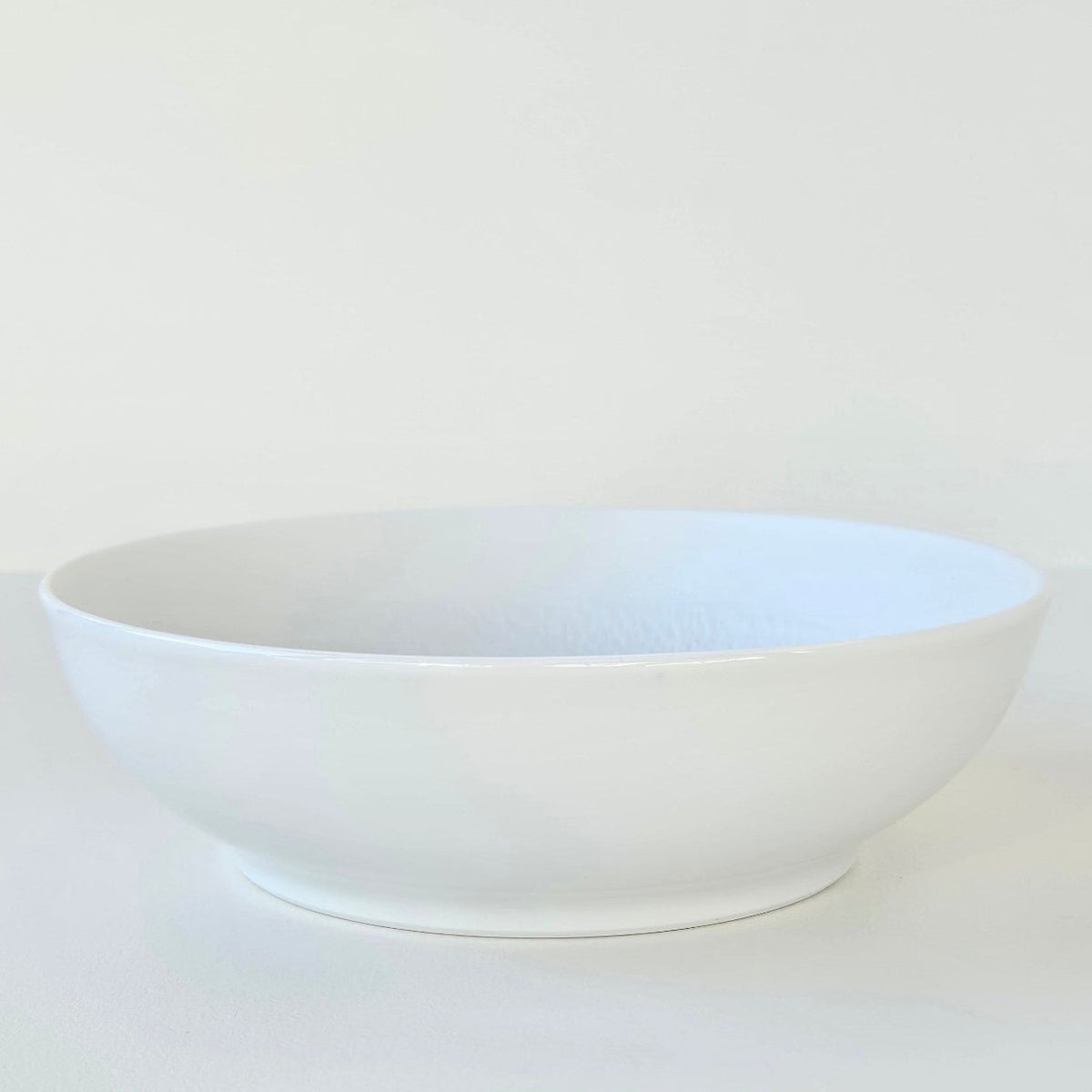 Ensemble de six assiettes creuses – Minéral – Manufacture Raynaud – Limoges, début du XXIe s.