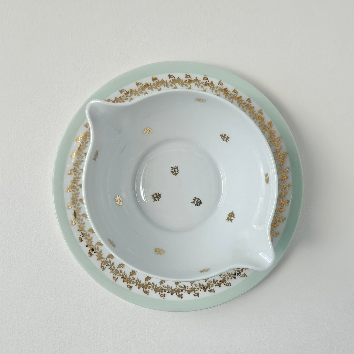 Saucière sur dormant – Manufacture Charles Ahrenfeldt – Limoges, v. 1962-1969