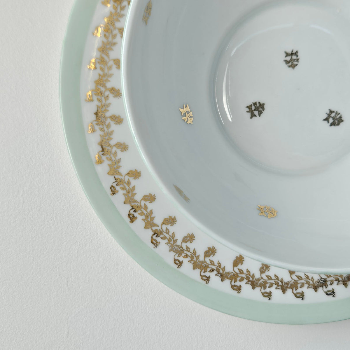 Saucière sur dormant – Manufacture Charles Ahrenfeldt – Limoges, v. 1962-1969