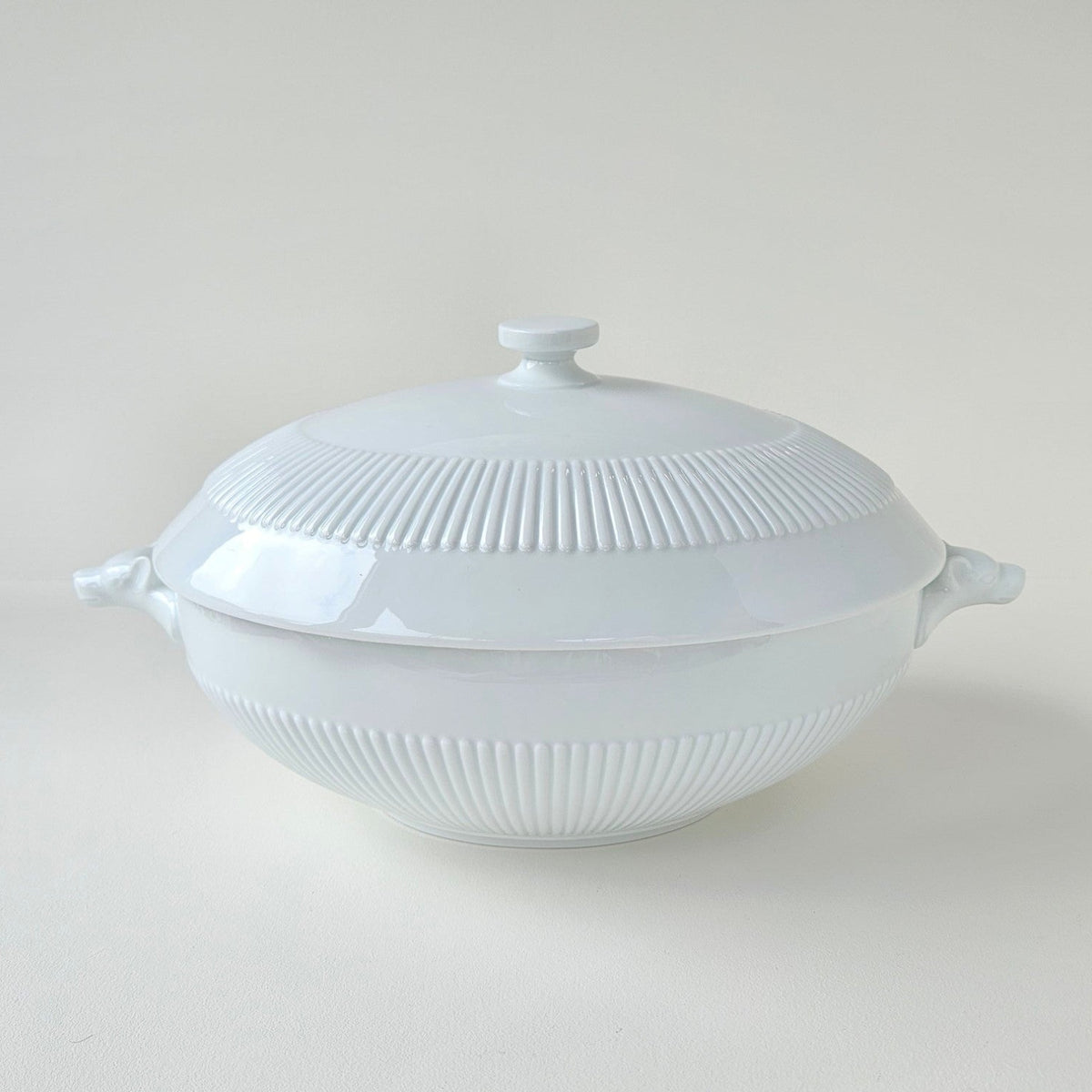 Oval Tureen – Manufacture Raynaud – Limoges, 2nd Half of the 20th Century