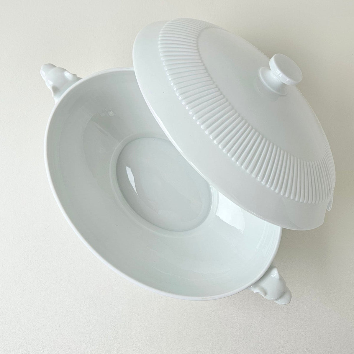 Oval Tureen – Manufacture Raynaud – Limoges, 2nd Half of the 20th Century