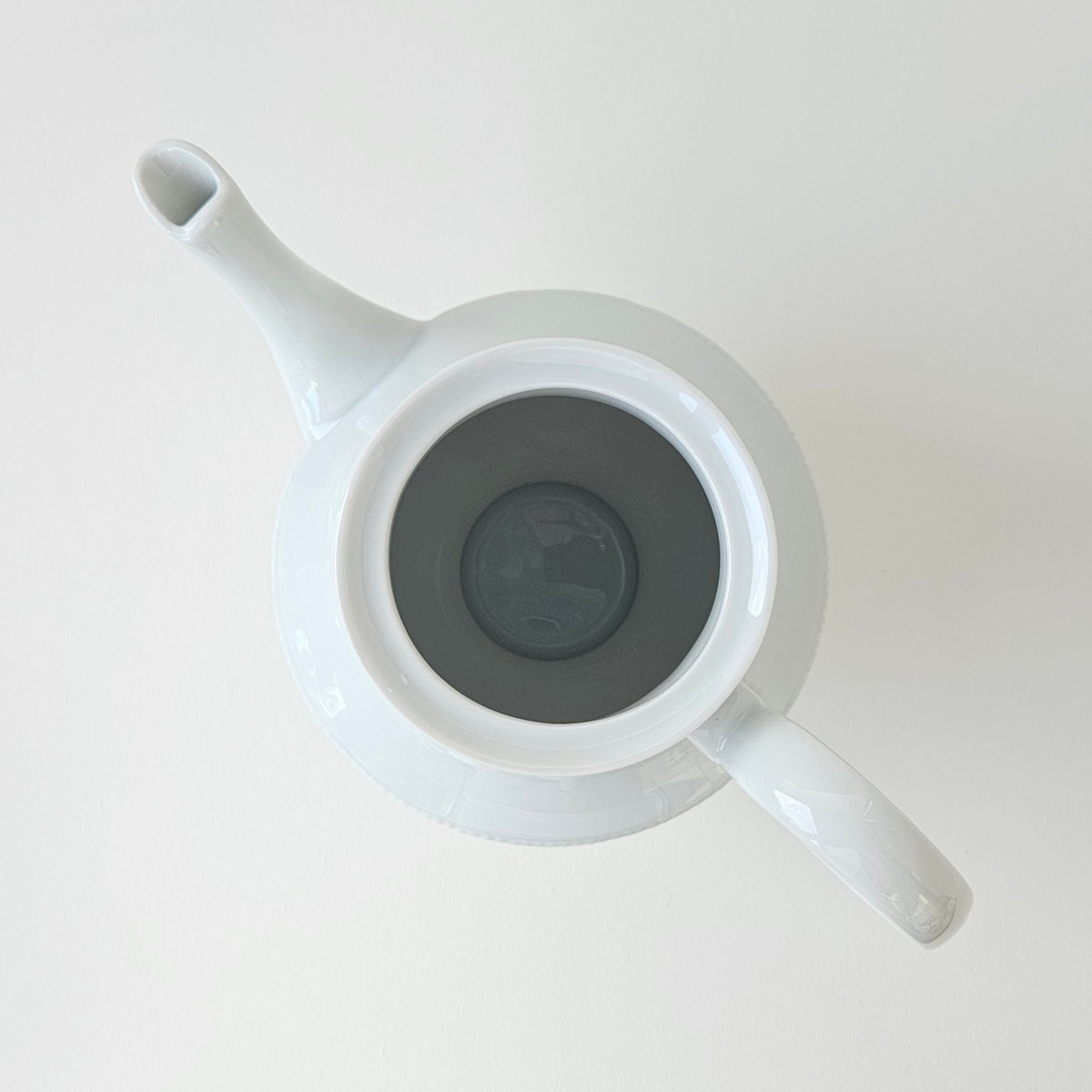 Théière ancienne – Manufacture Bernardaud – Limoges, v. 1920-1930