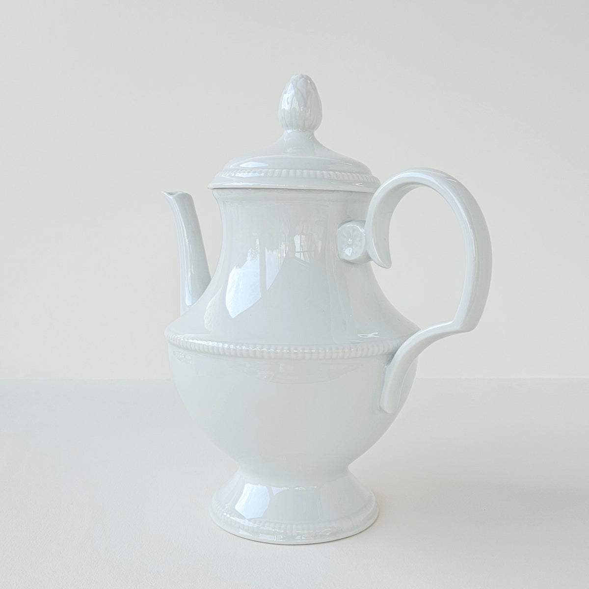 Théière ancienne – Manufacture Bernardaud – Limoges, v. 1920-1930