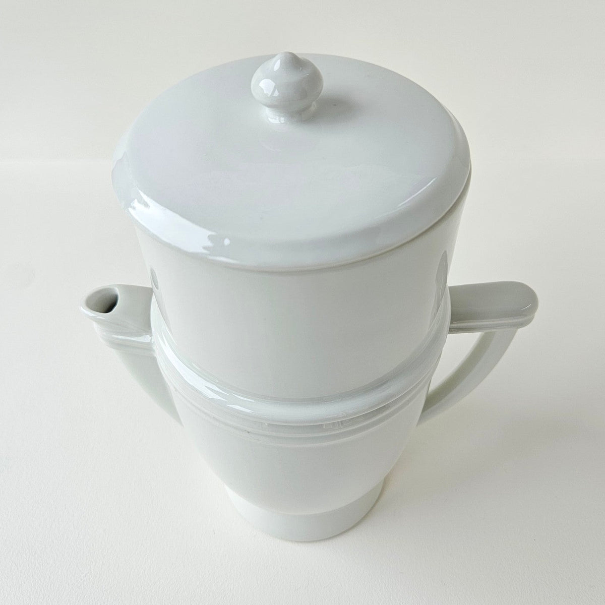 Verseuse à filtre de style Art déco – Aluminite – Manufacture René Frugier – Limoges, v. 1920-1930