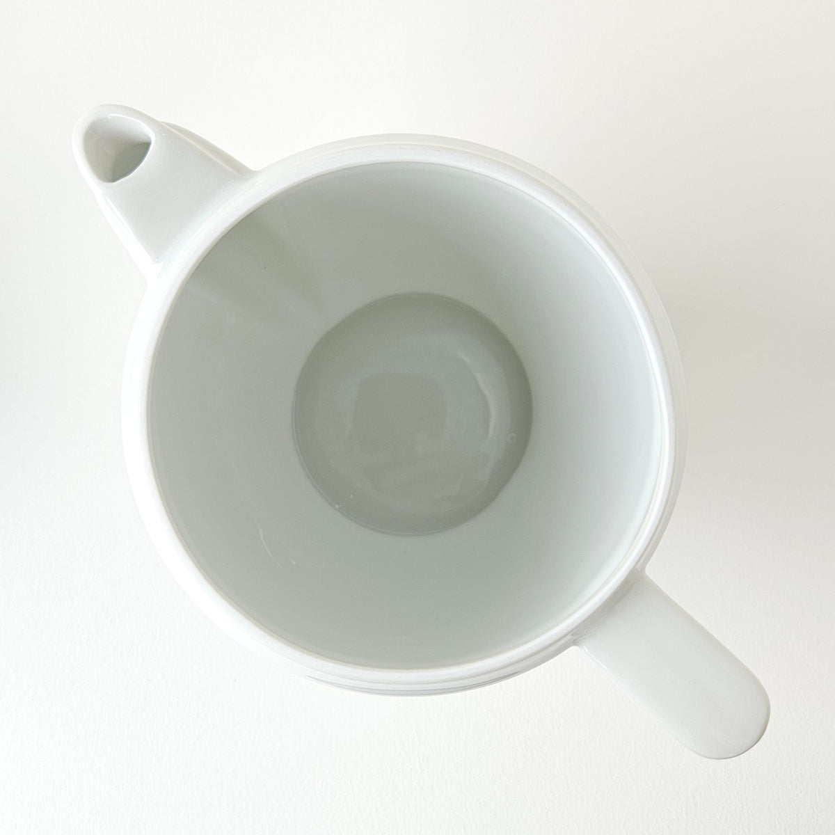 Verseuse à filtre de style Art déco – Aluminite – Manufacture René Frugier – Limoges, v. 1920-1930