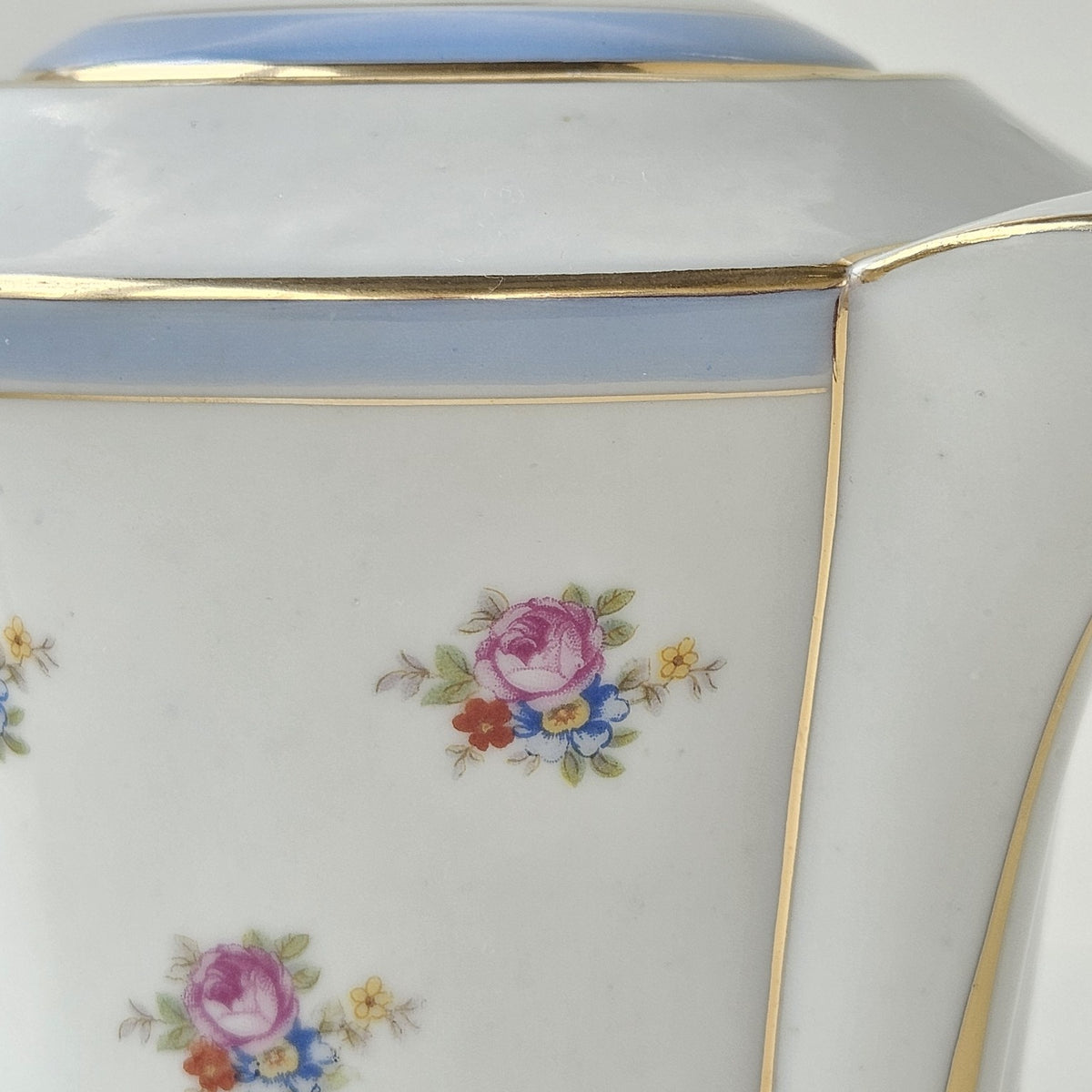 Coffee Pot – Manufacture Union Limousine – Limoges, c. 1940–1950