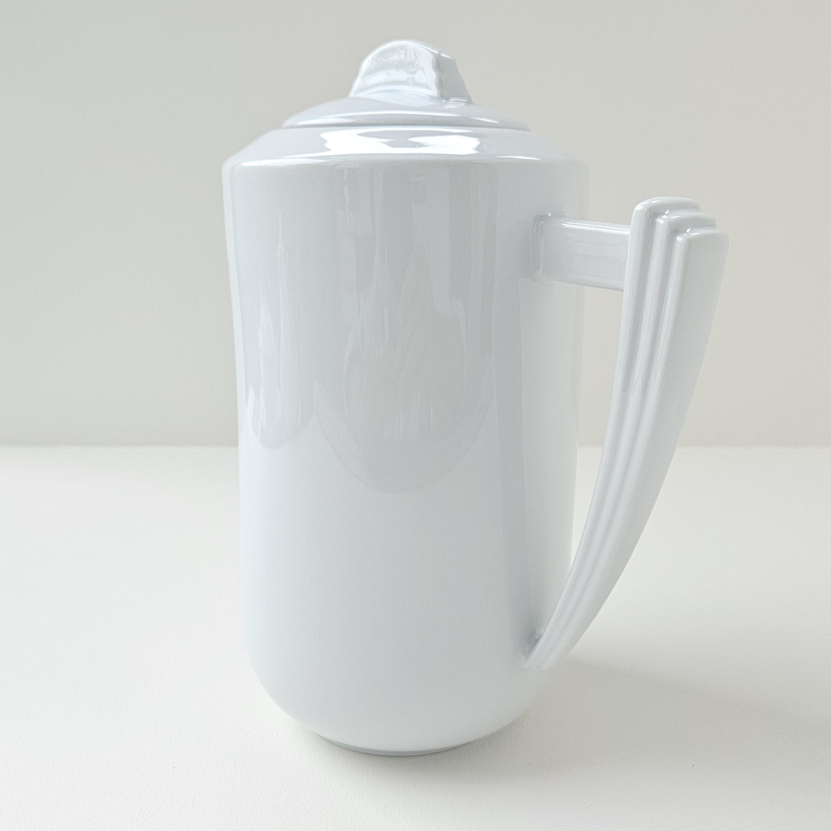 Verseuse en porcelaine – Limoges, v. 1970-1980